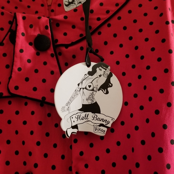 Hell Bunny Red and Black Polka Dot Cap Sleeve Nore - Picture 3 of 4